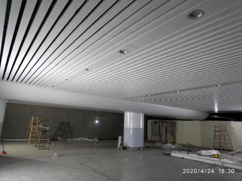 停车场室内铝单板吊顶